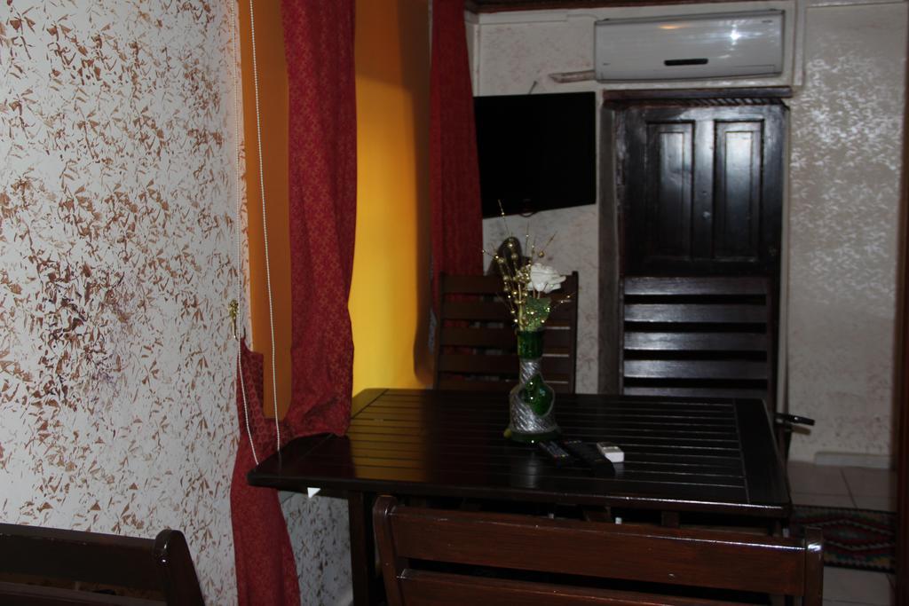 Kaleici Lodge Aparts อันตัลยา ภายนอก รูปภาพ